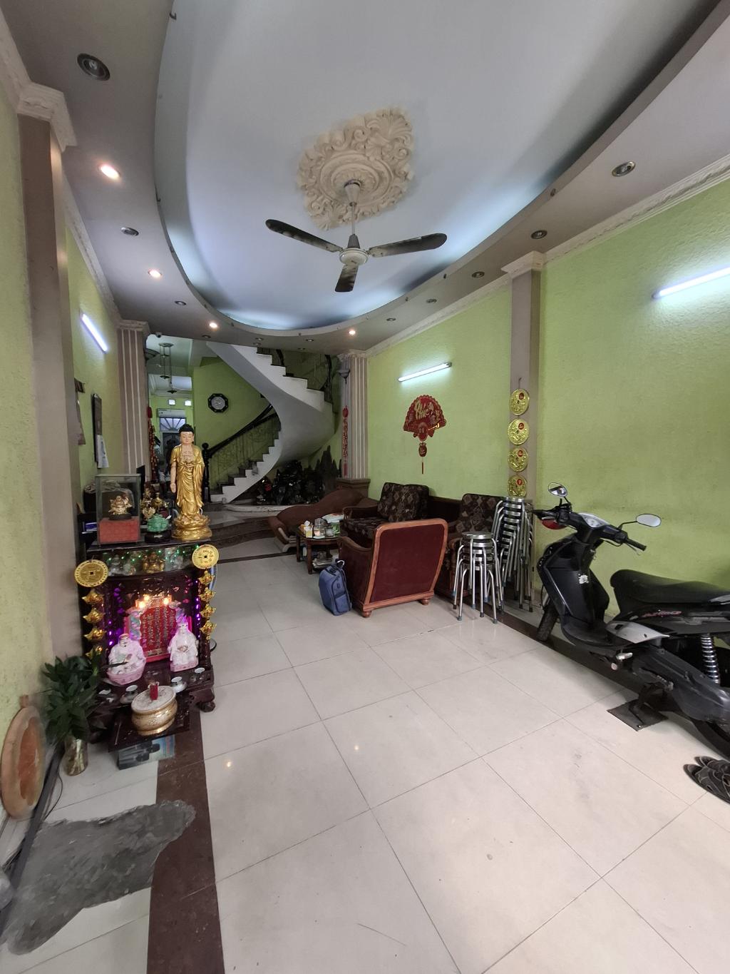NHÀ MẶT TIỀN ĐƯỜNG 20M - KẾ PARC MALL QUẬN 8 - 4 TẦNG - 14 TỶ
